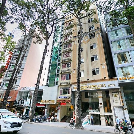 Oyo 422 Nguyen Thanh Hotel Ho Chi Minh-staden Exteriör bild