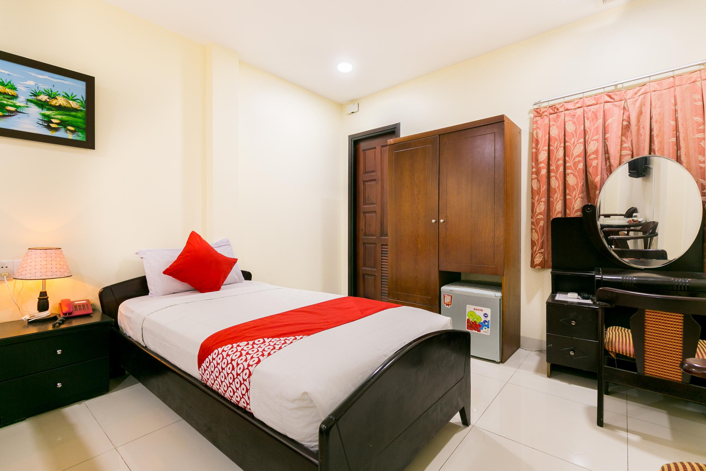 Oyo 422 Nguyen Thanh Hotel Ho Chi Minh-staden Exteriör bild