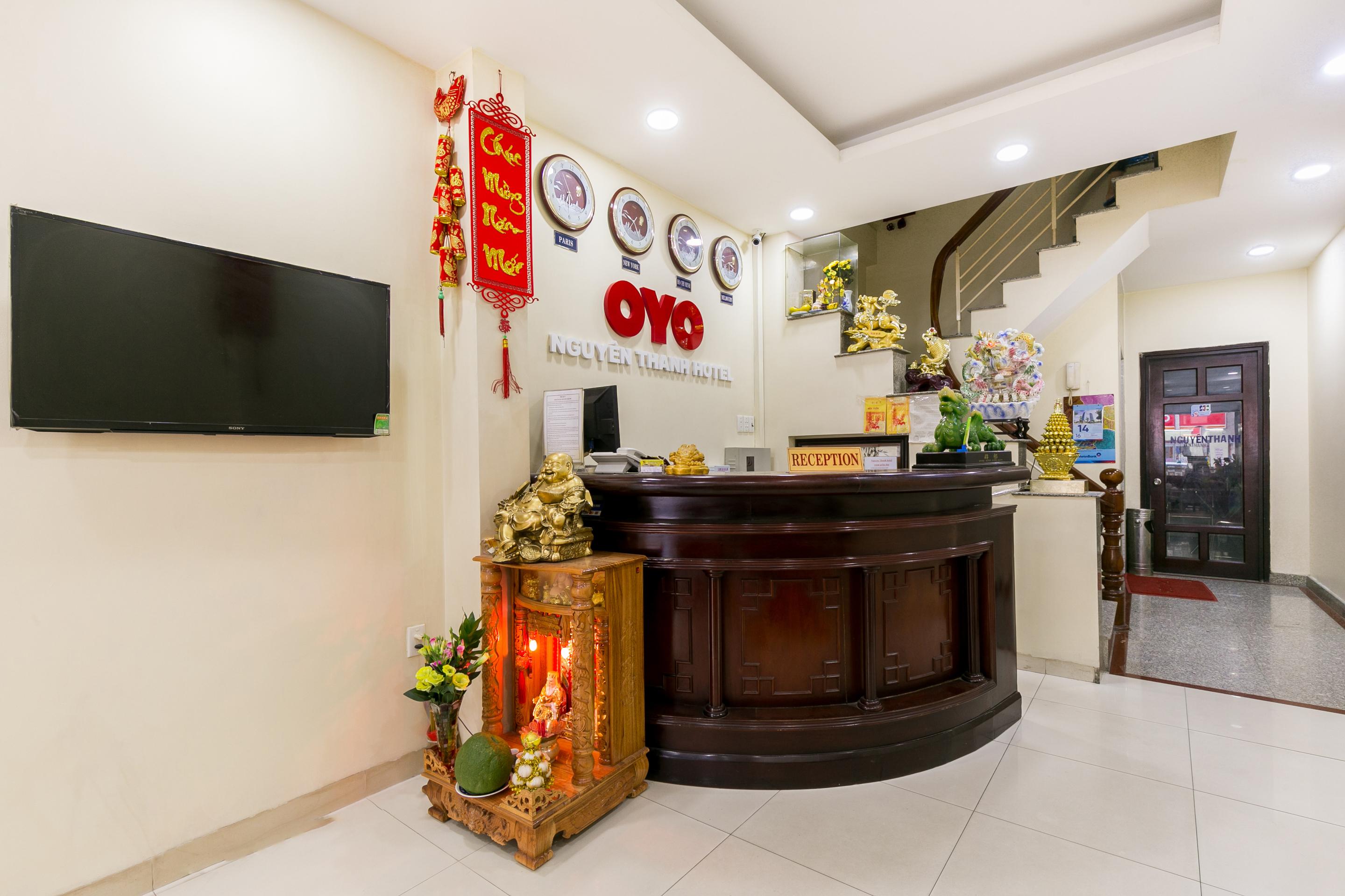 Oyo 422 Nguyen Thanh Hotel Ho Chi Minh-staden Exteriör bild