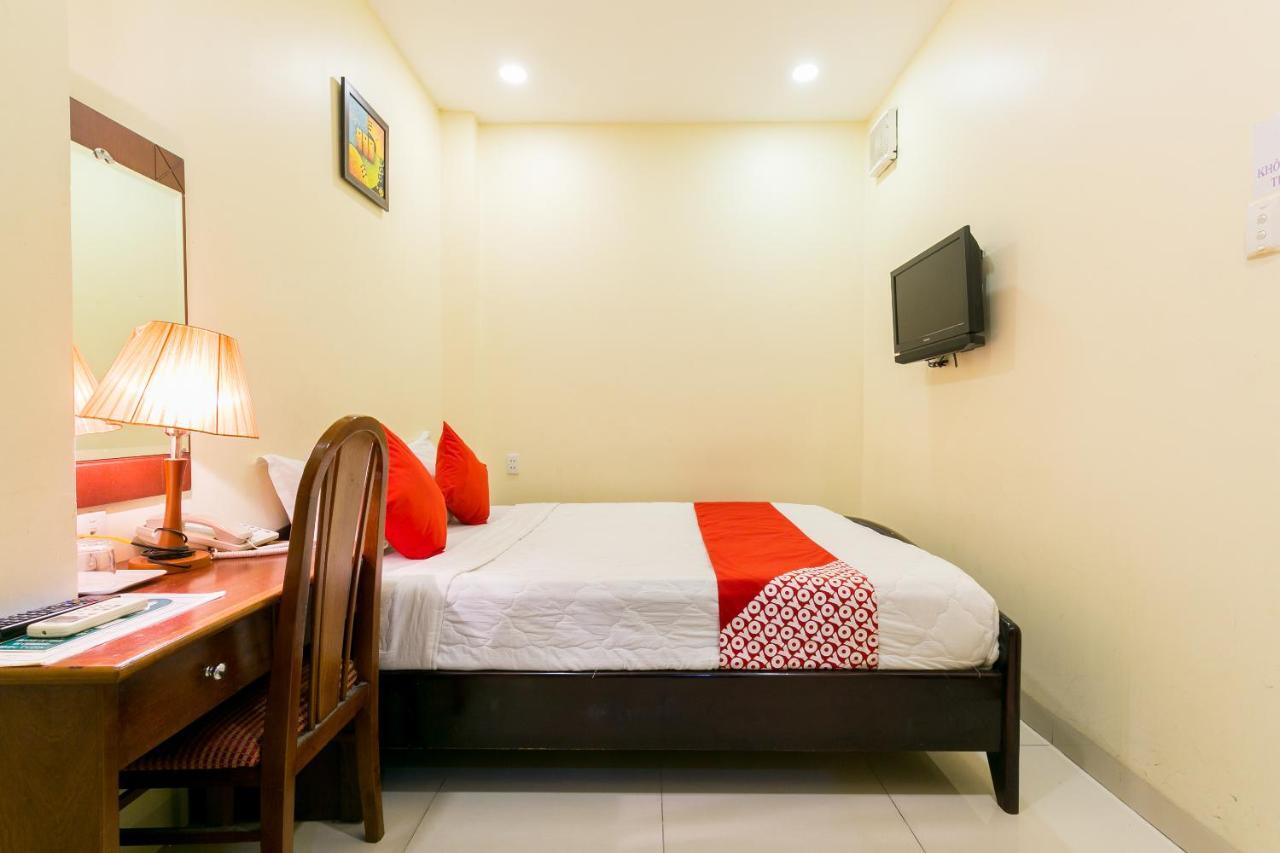 Oyo 422 Nguyen Thanh Hotel Ho Chi Minh-staden Exteriör bild